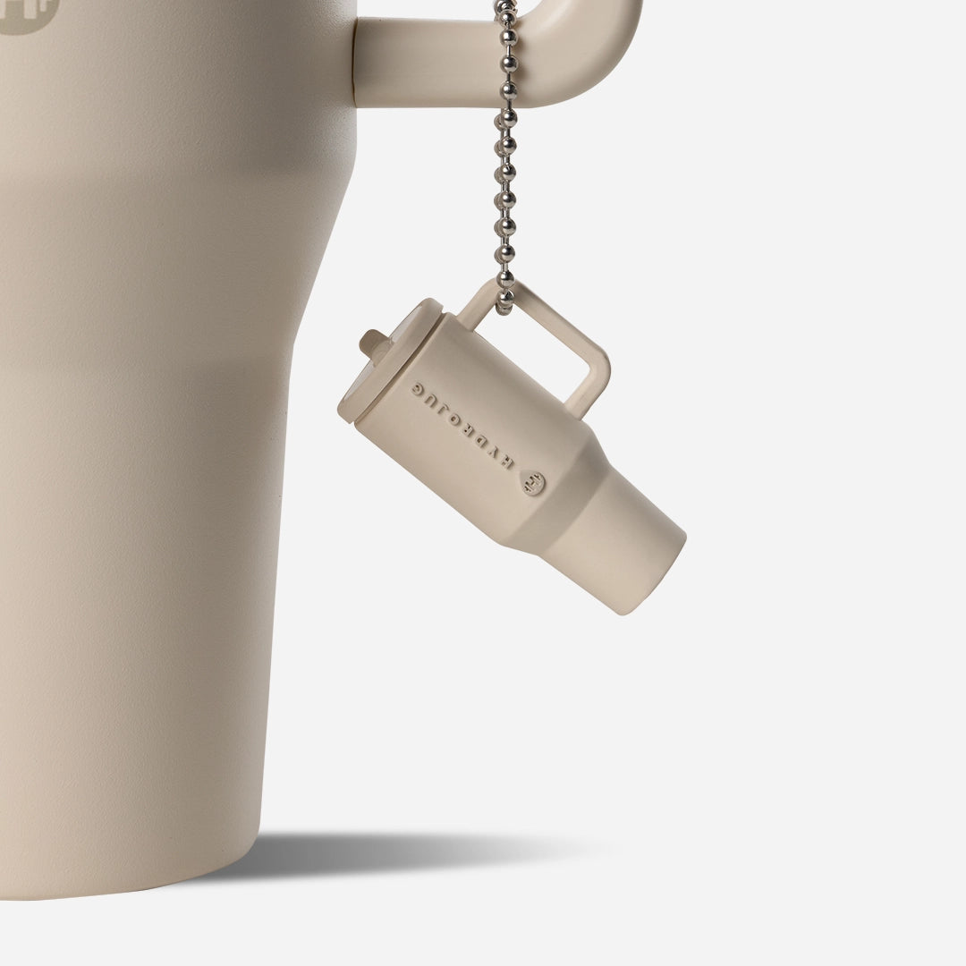 Traveler Keychain - Keychain z5 a7 qs